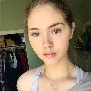 Meet your Posher, Mackenzee